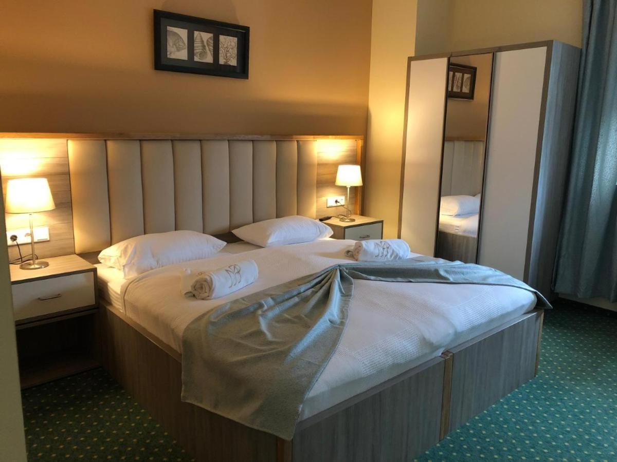 Mein Palace Hotel Okriftel Eksteriør billede